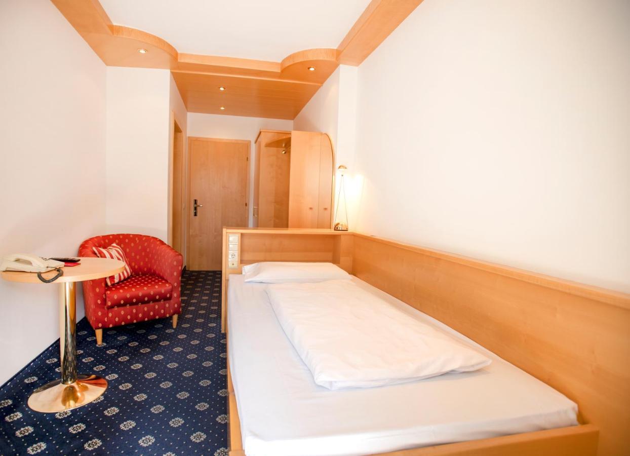Hotel Chrys Μπολζάνο Εξωτερικό φωτογραφία