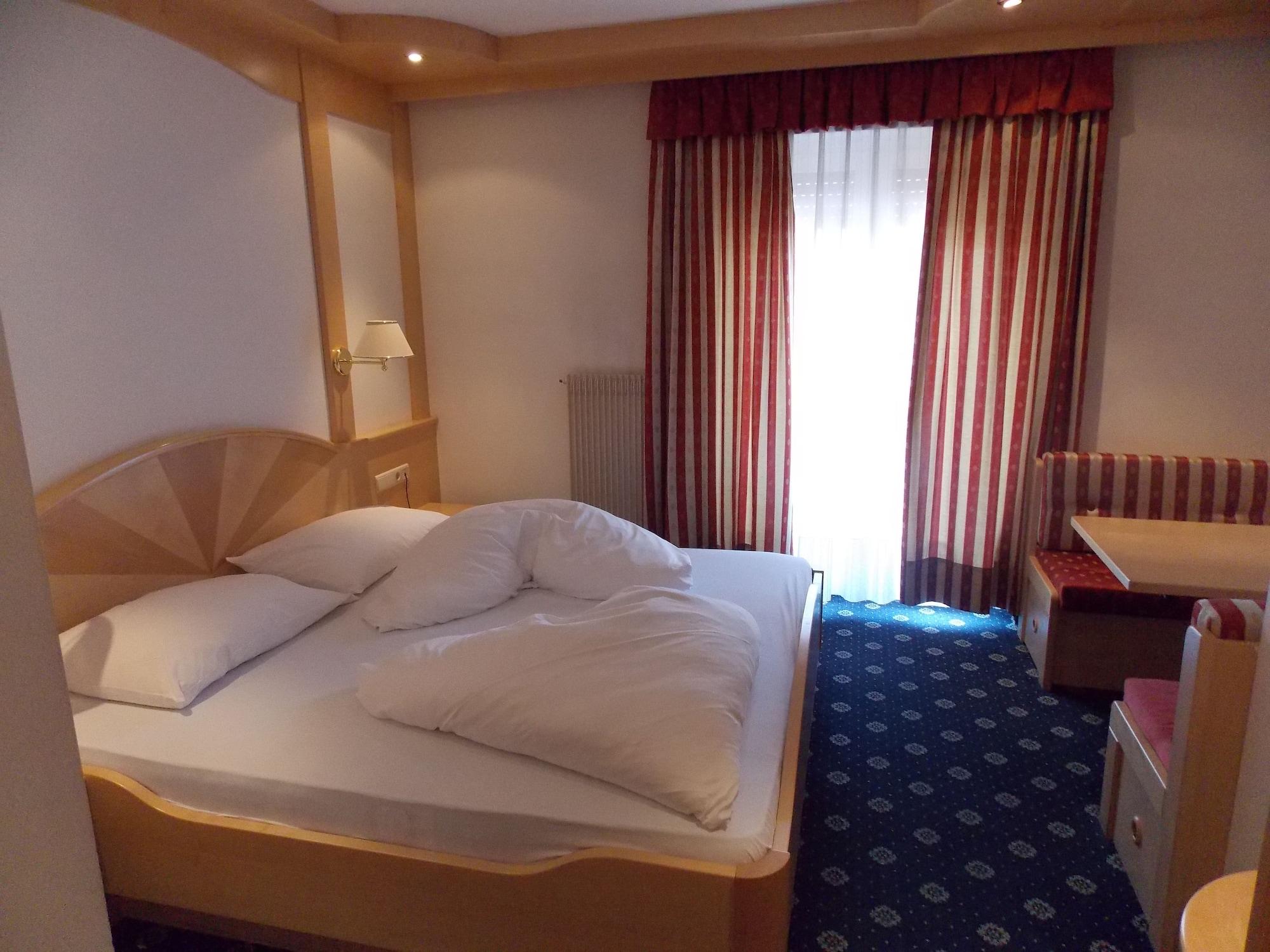 Hotel Chrys Μπολζάνο Εξωτερικό φωτογραφία